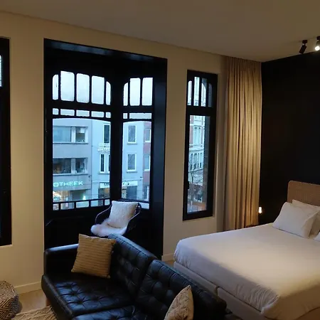 Casa Clementina - 3 Bedroom In A Art-nouveau House * Gent