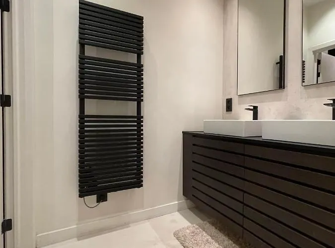 Casa Clementina - 3 Bedroom In A Art-nouveau House * Gent