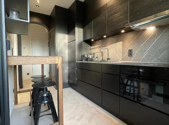 Casa Clementina - 3 Bedroom In A Art-nouveau House * Gent