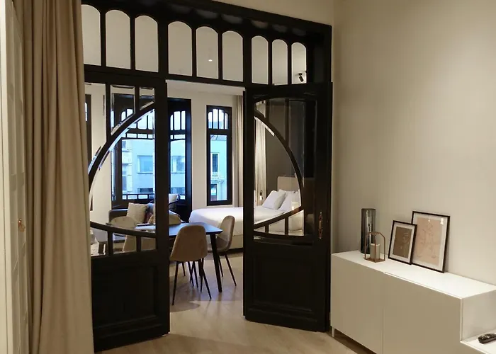 Appartement Casa Clementina - 3 Bedroom In A Art-nouveau House Gent