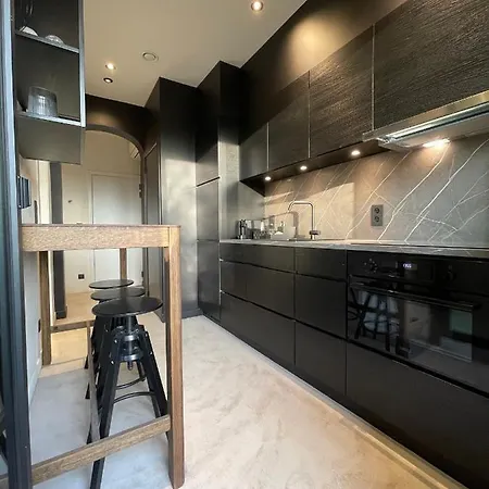 Casa Clementina - 3 Bedroom In A Art-nouveau House * Gante