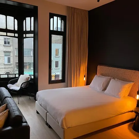 Casa Clementina - 3 Bedroom In A Art-nouveau House * Gent
