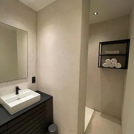 Casa Clementina - 3 Bedroom In A Art-nouveau House * Gent