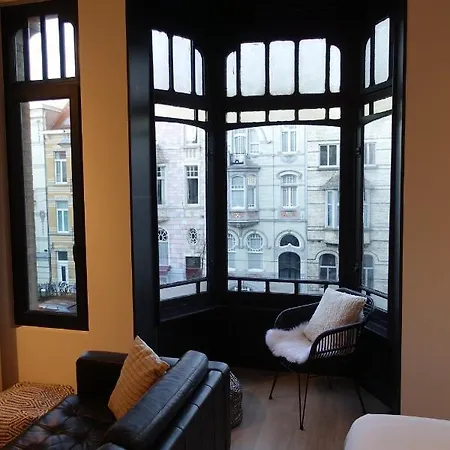 Casa Clementina - 3 Bedroom In A Art-nouveau House Gante