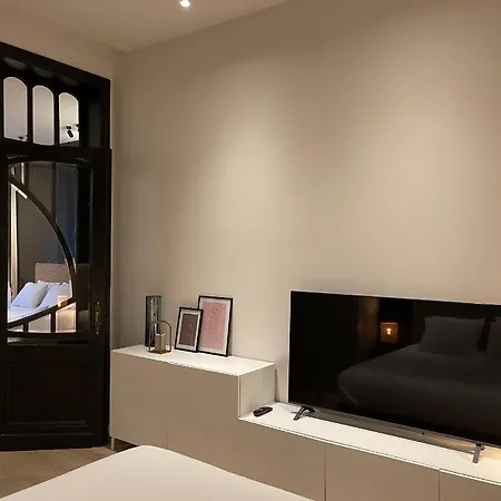 Lägenhet Casa Clementina - 3 Bedroom In A Art-nouveau House