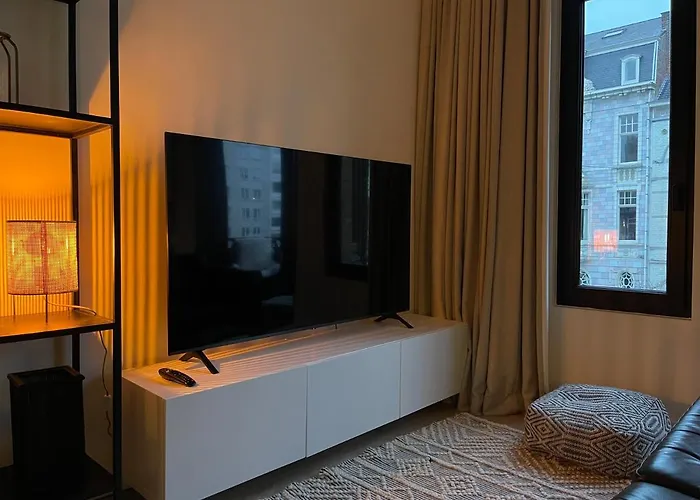 Casa Clementina - 3 Bedroom In A Art-nouveau House 헨트