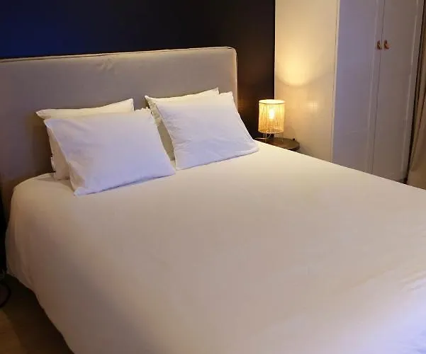 아파트 Casa Clementina - 3 Bedroom In A Art-nouveau House 헨트