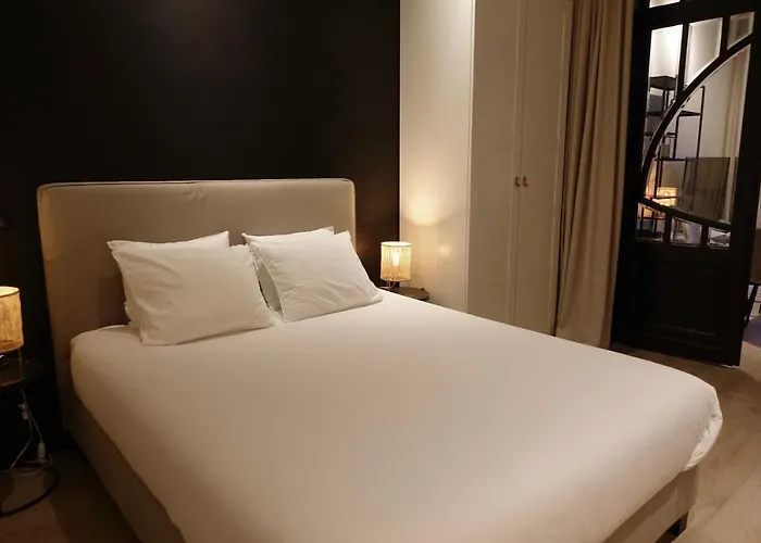 Casa Clementina - 3 Bedroom In A Art-nouveau House * 헨트