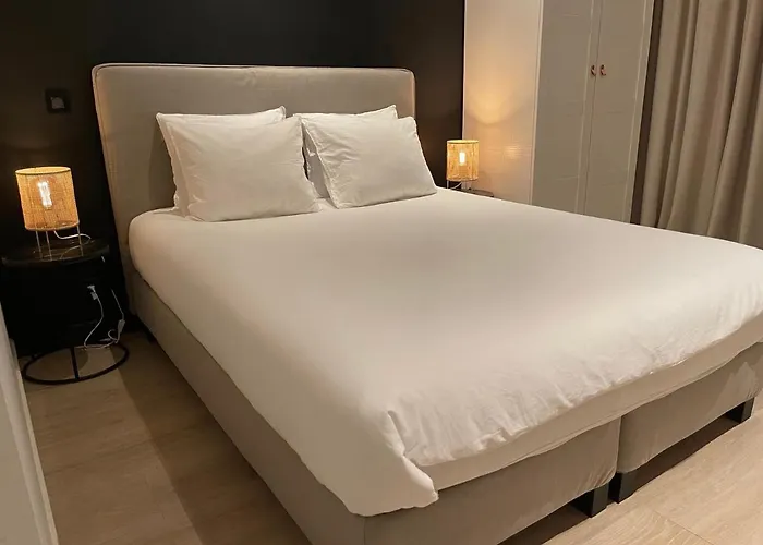 Casa Clementina - 3 Bedroom In A Art-nouveau House *