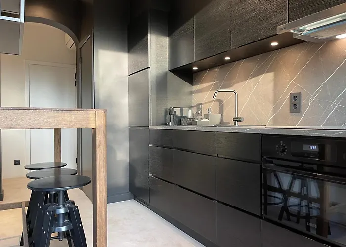 Апартаменты Casa Clementina - 3 Bedroom In A Art-nouveau House